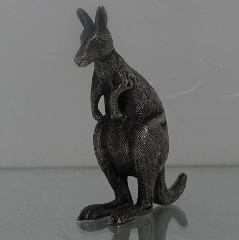 Antique Silver Model of a Australian Kangaroo Maker Drummond, circa 1895 In Excellent Condition In 53-64 Chancery Lane, London