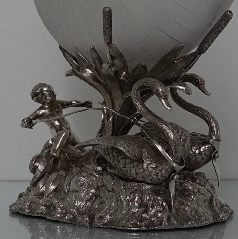 19th Century Antique Victorian Silver Plate Nautilus Centrepiece, circa 1870 In Excellent Condition In 53-64 Chancery Lane, London
