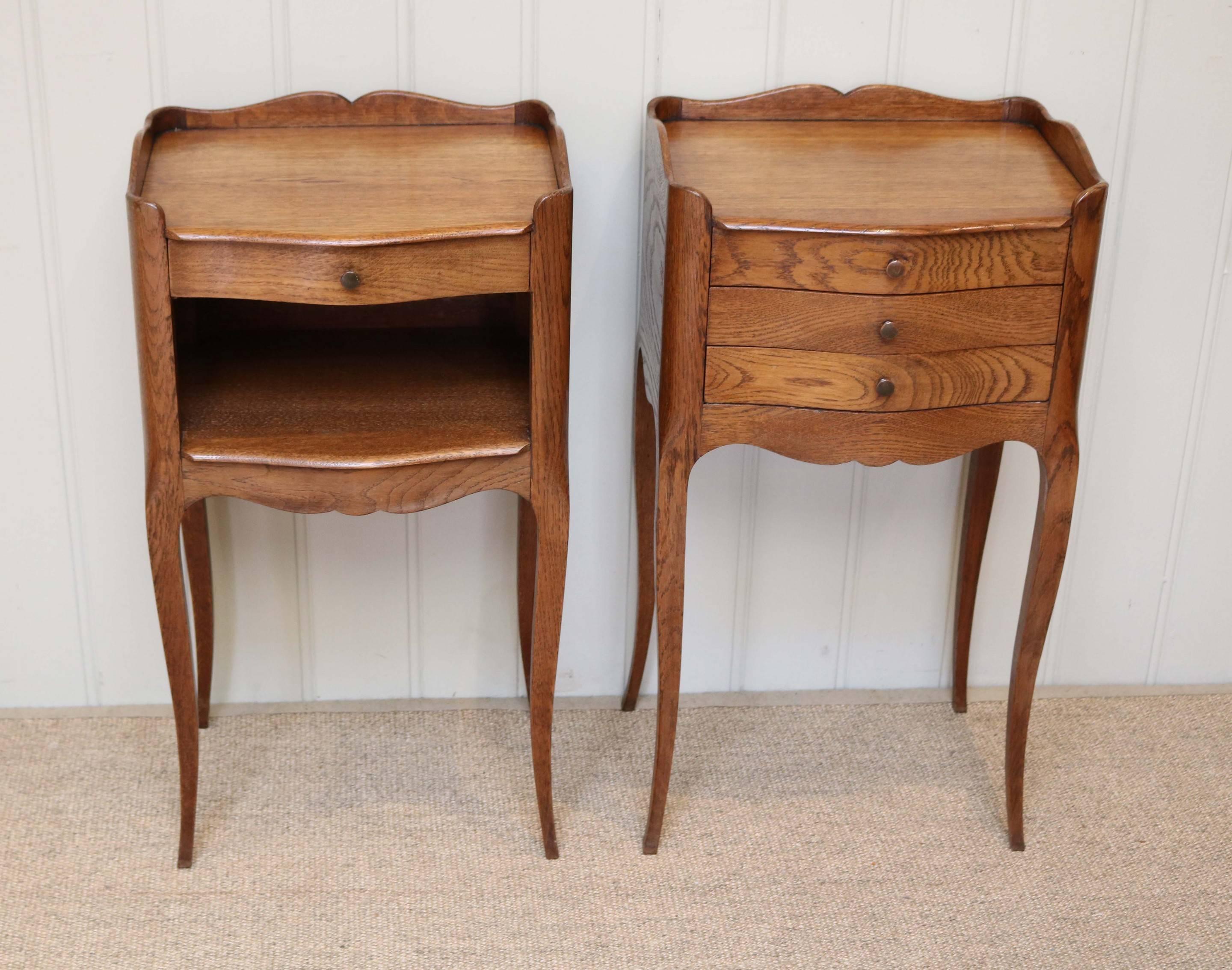 French Pair of Oak Bedside Cabinets For Sale