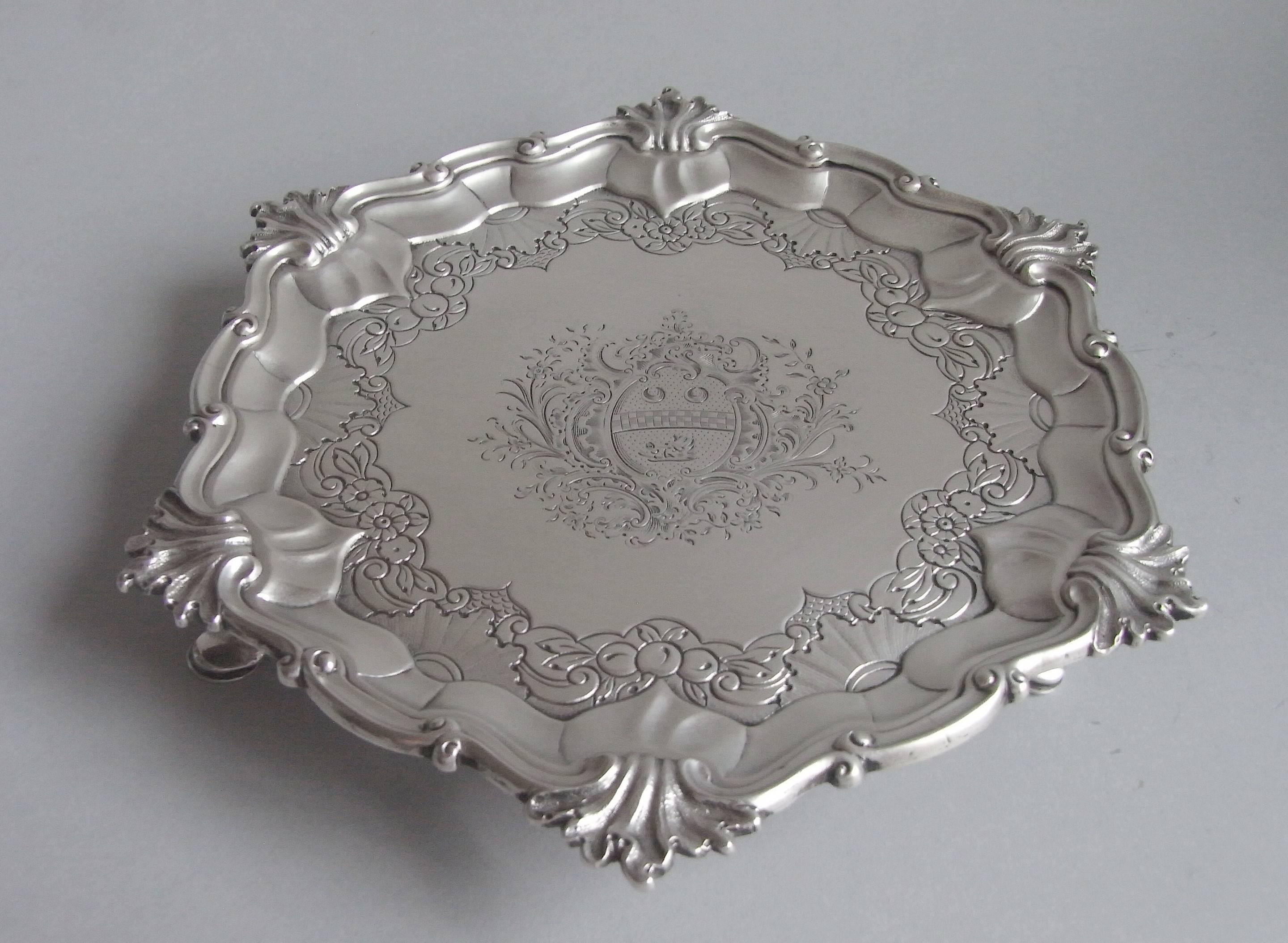 Exceptionally Rare Early George III Hexagonal Salver Made by Robert Gordon In Good Condition In London, GB