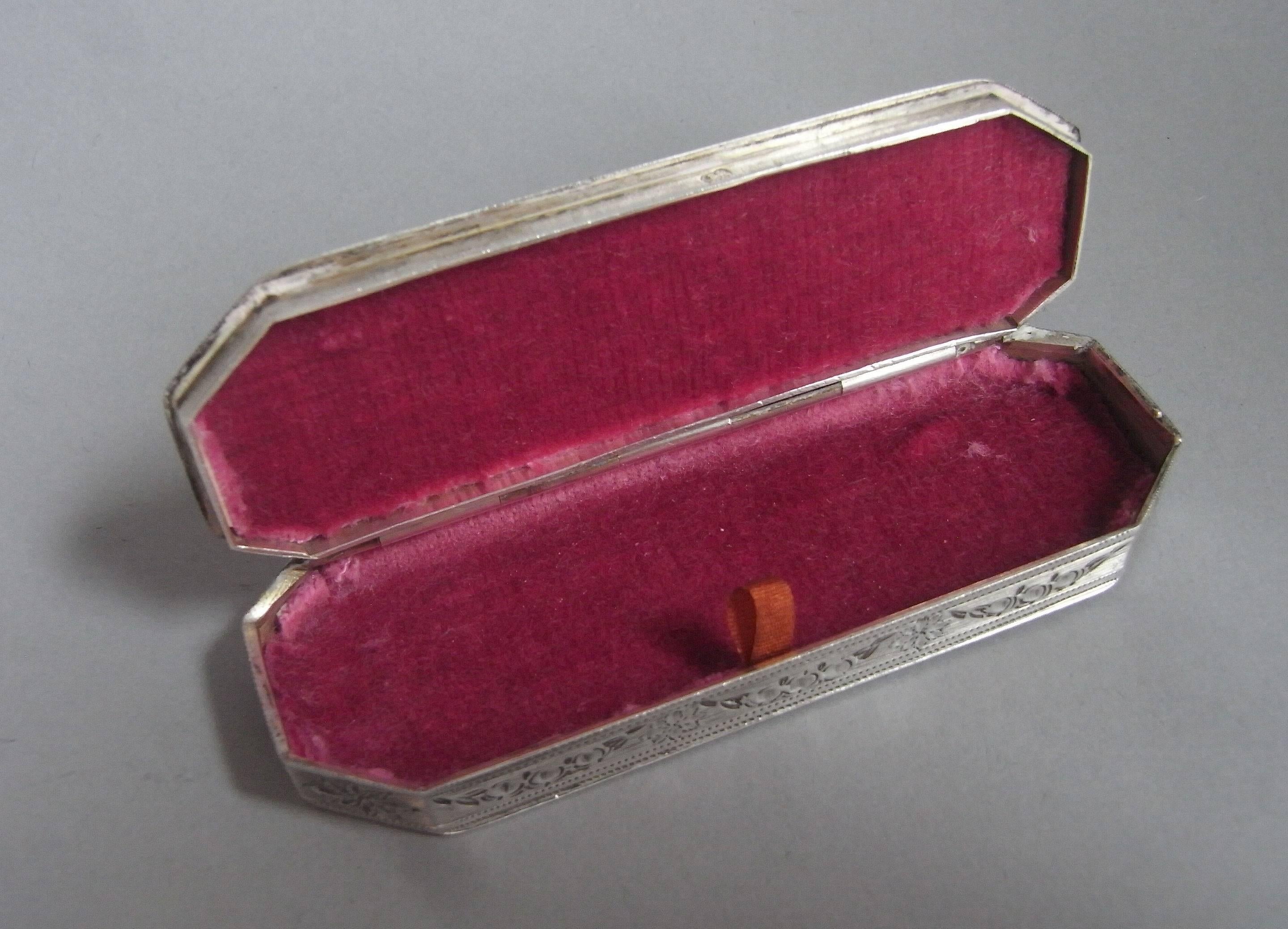 George III Toothpick Box Made in London by Thomas Phipps & Edward Robinson 1