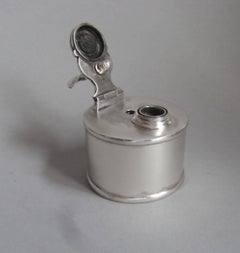 George III Travelling Inkwell Made in London in 1810 by Thomas Wallis