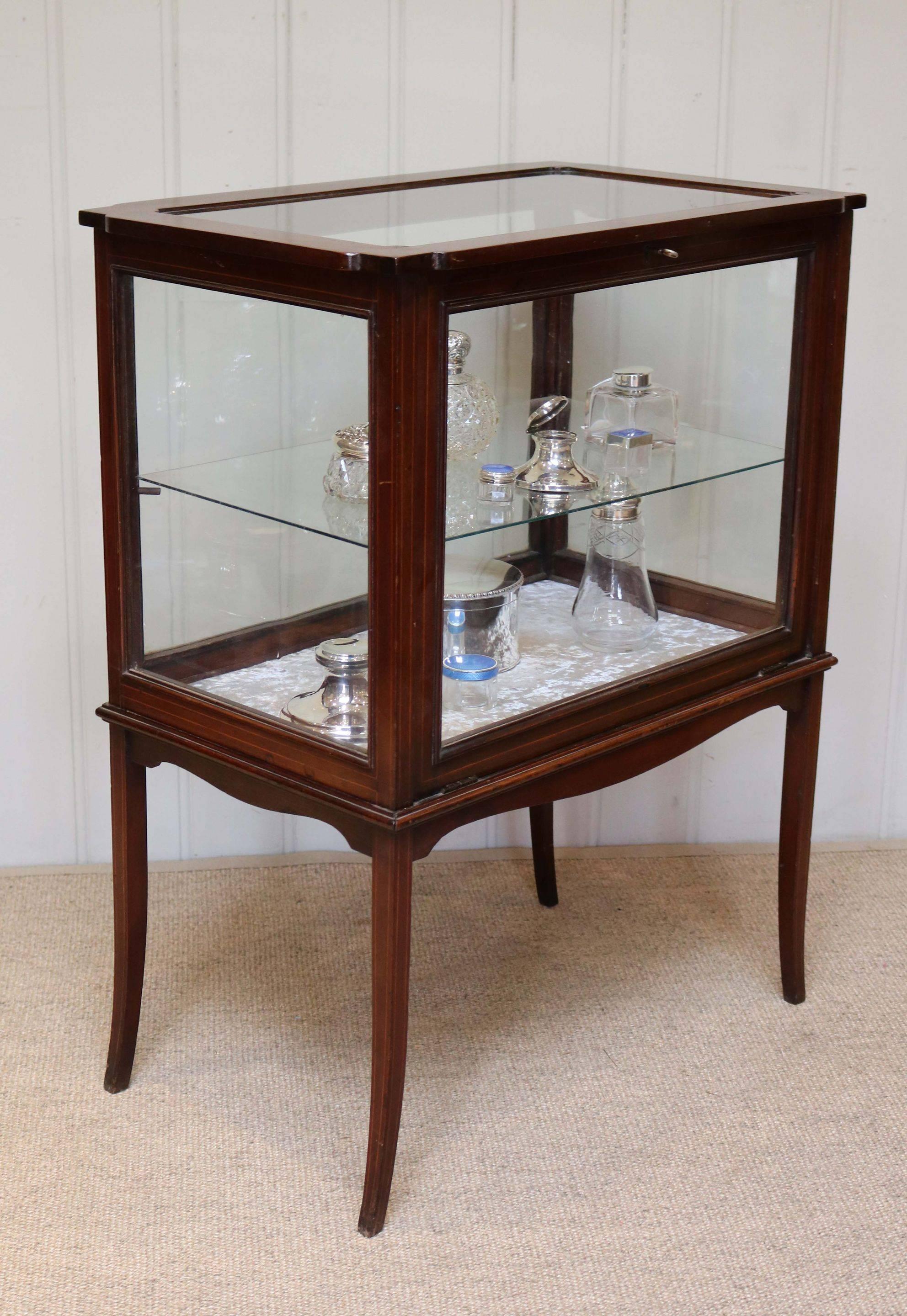 Edwardian Mahogany Bijouterie Display Cabinet For Sale 3