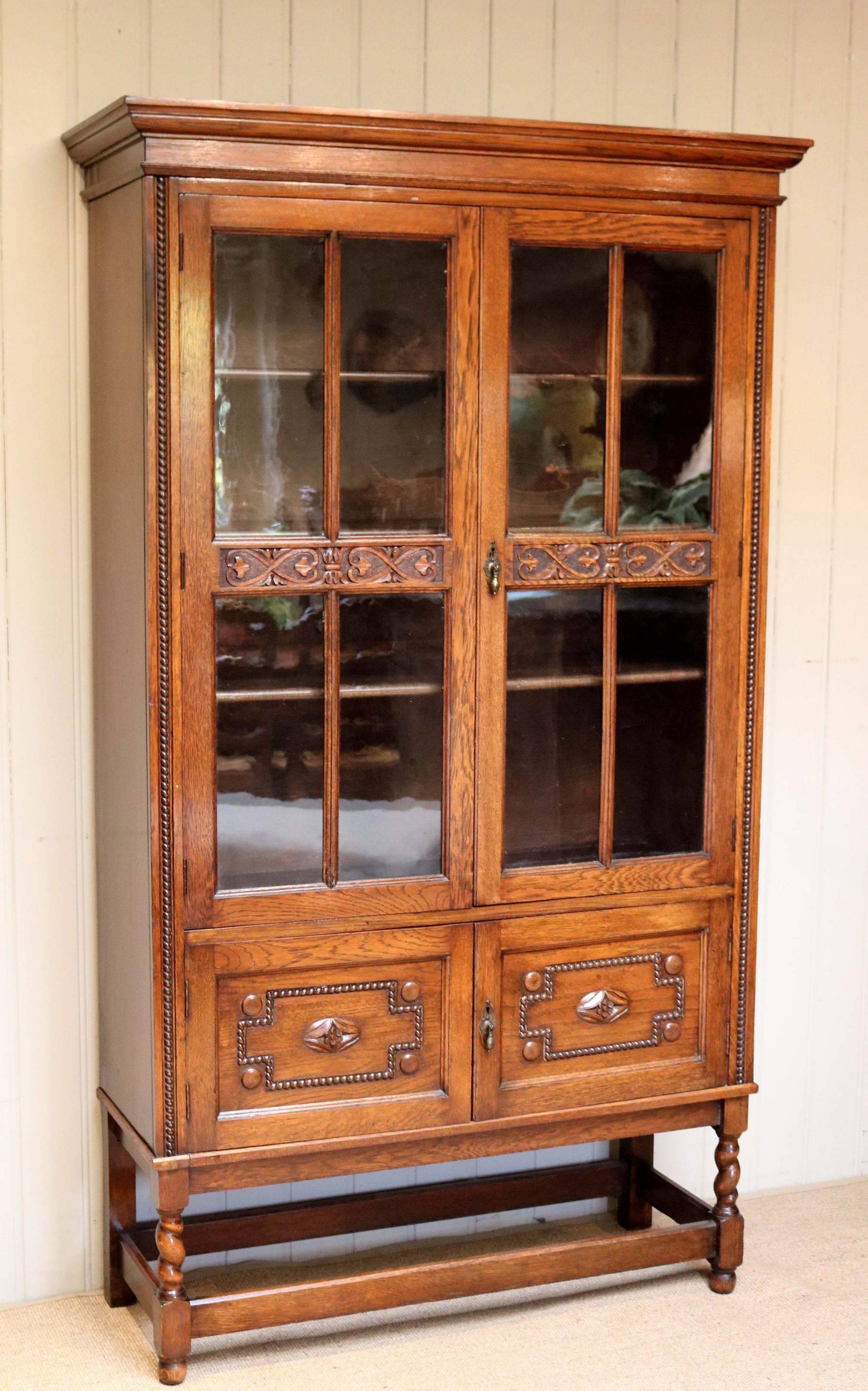 Early 20th Century Oak Glazed Cabinet or Bookcase For Sale