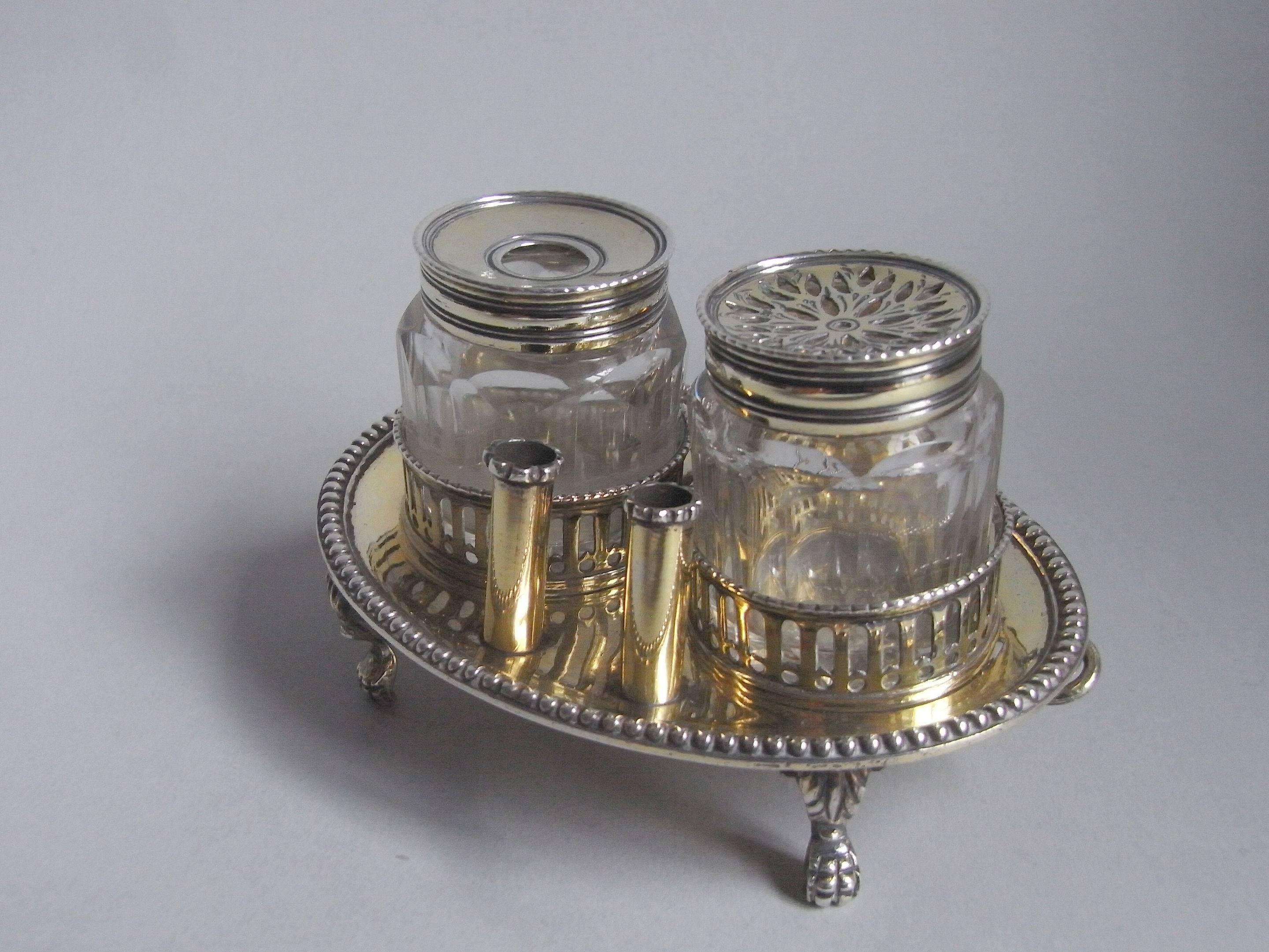 Very Rare and Unusual George III Silver Gilt Inkstand Made by Samuel Meriton (Englisch)