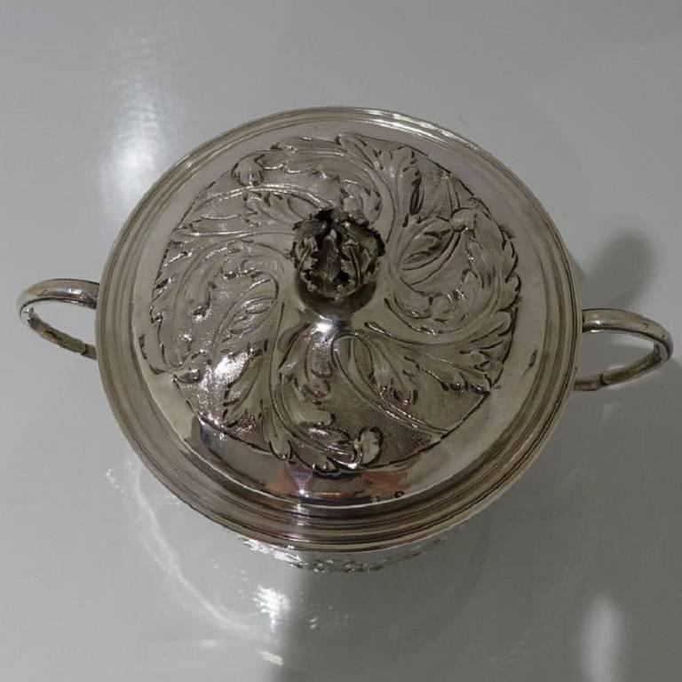 William & Mary Antique Sterling Large Silver Porringer and Cover For Sale 2