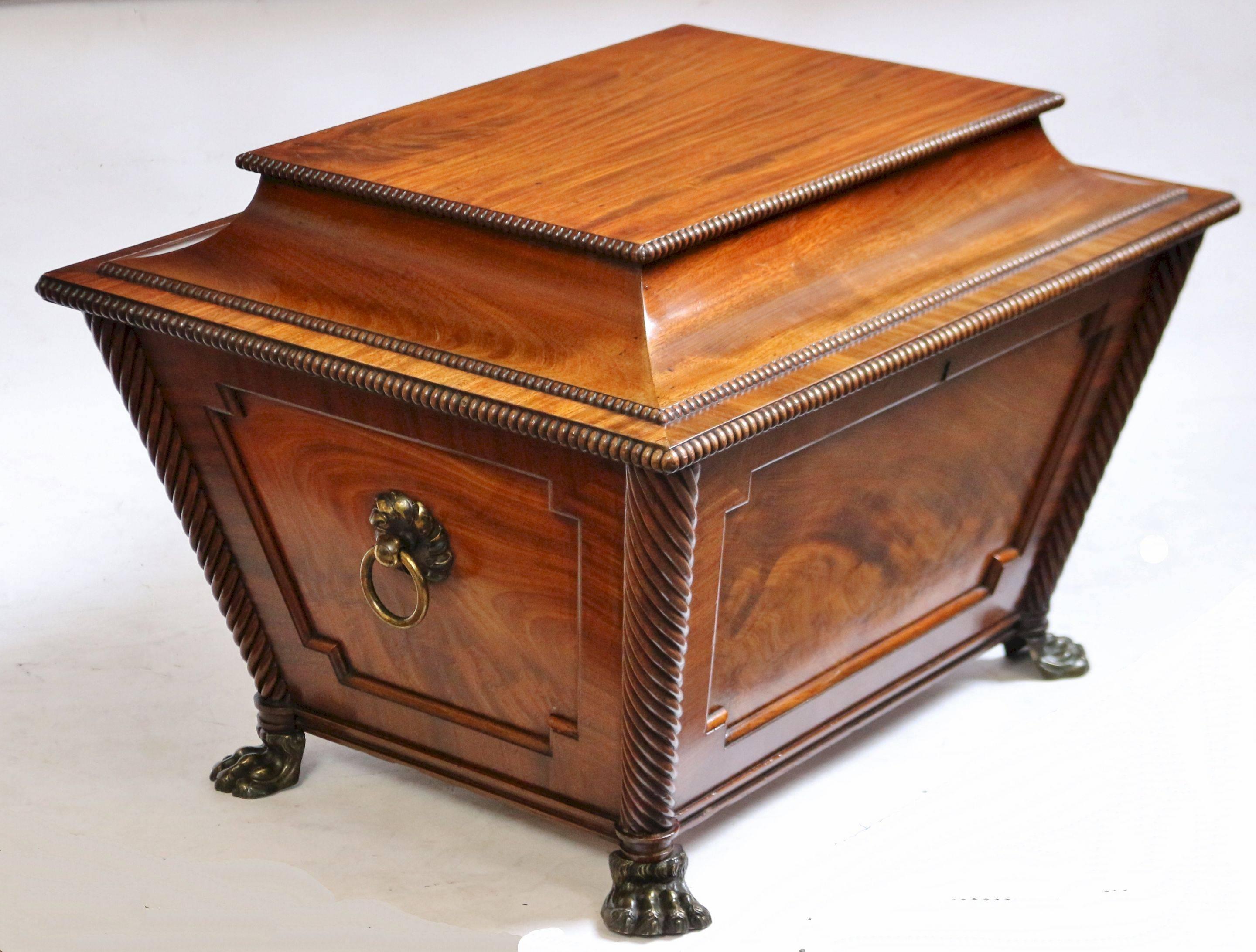 English Fine Quality Regency Period Mahogany Wine-Cooler For Sale