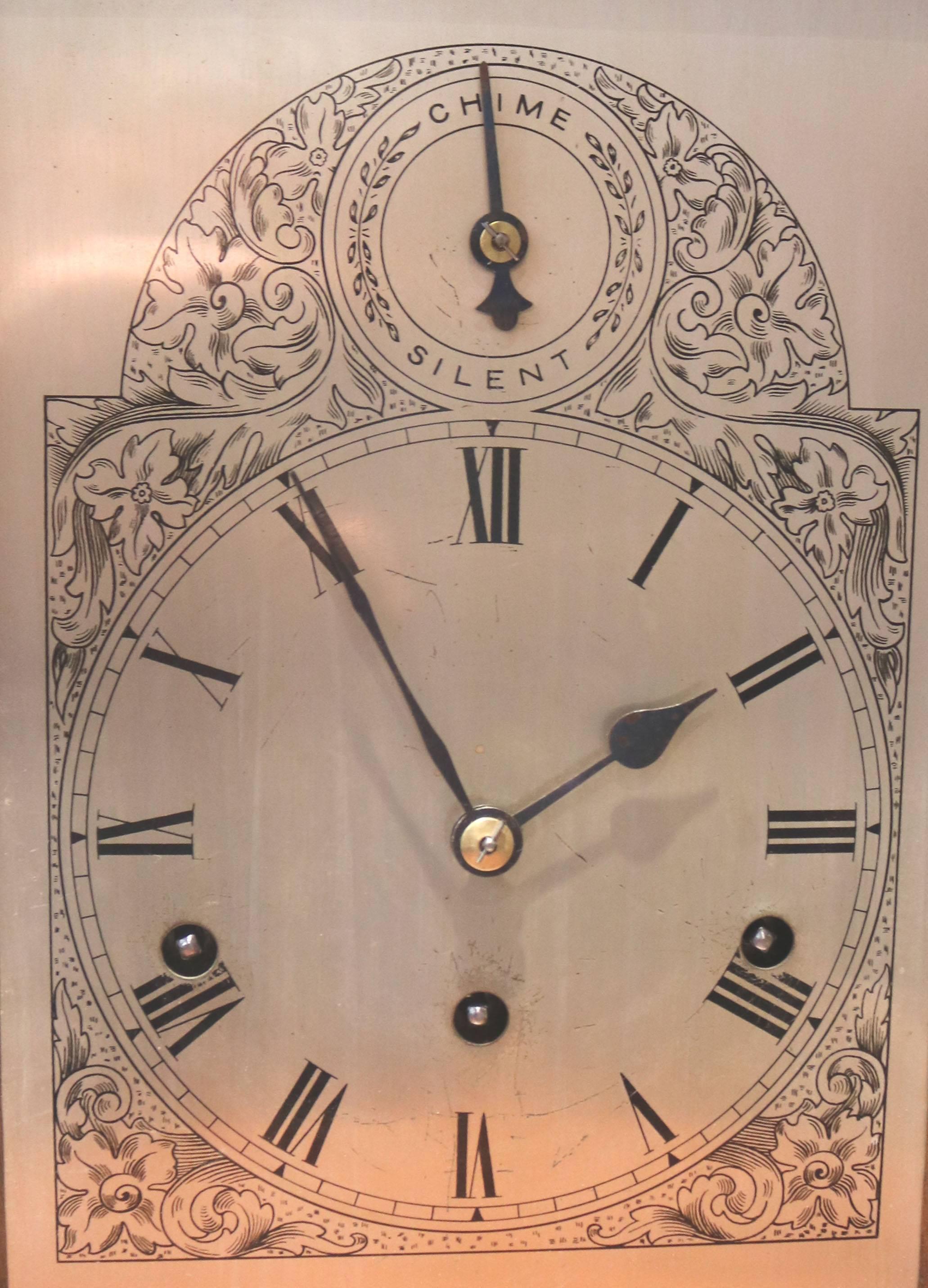 Early 20th Century Oak Westminster Chime Bracket Clock For Sale