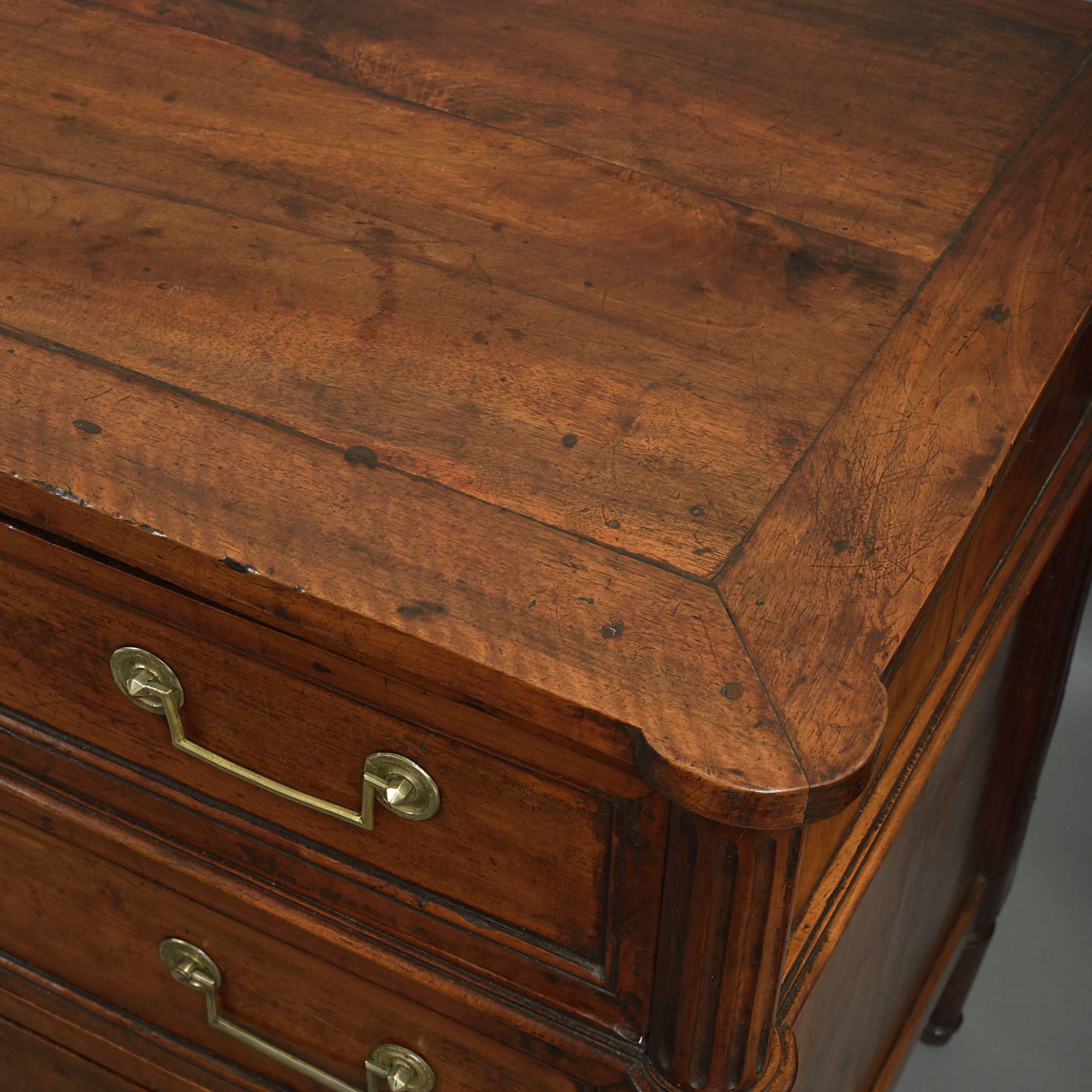 Late 18th Century Louis XVI Period Walnut Commode In Good Condition In London, GB