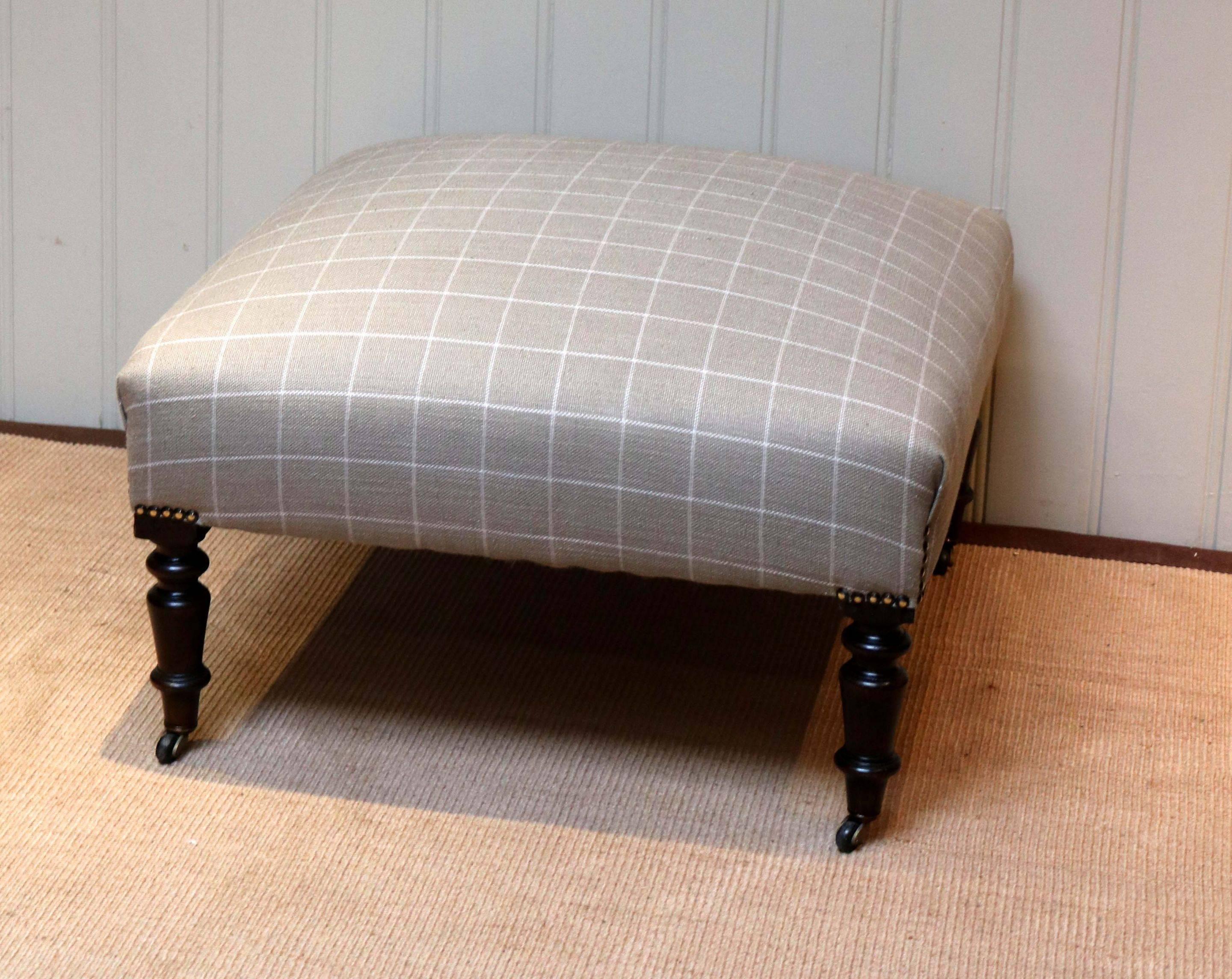 Early 20th Century French Beechwood Framed Upholstered Foot Stool For Sale