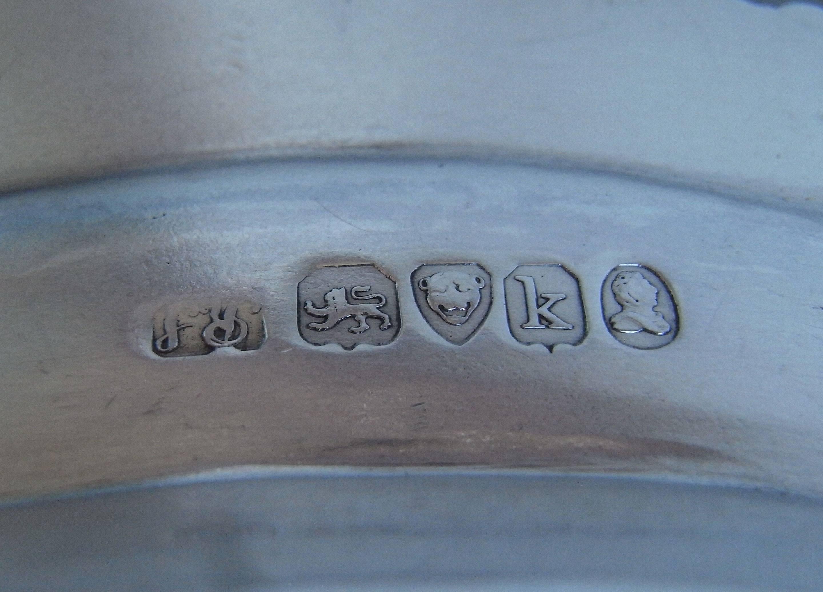 Début du XIXe siècle Plat à viande ou plat de service George IV par Richard Sibley, Londres, 1825, en vente