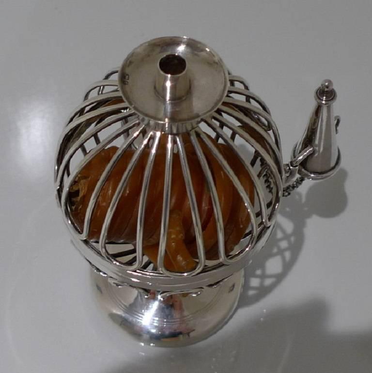 Antique Sterling Silver Edwardian Wax Jack Chester George Nathan & Ridley Hayes In Excellent Condition For Sale In 53-64 Chancery Lane, London