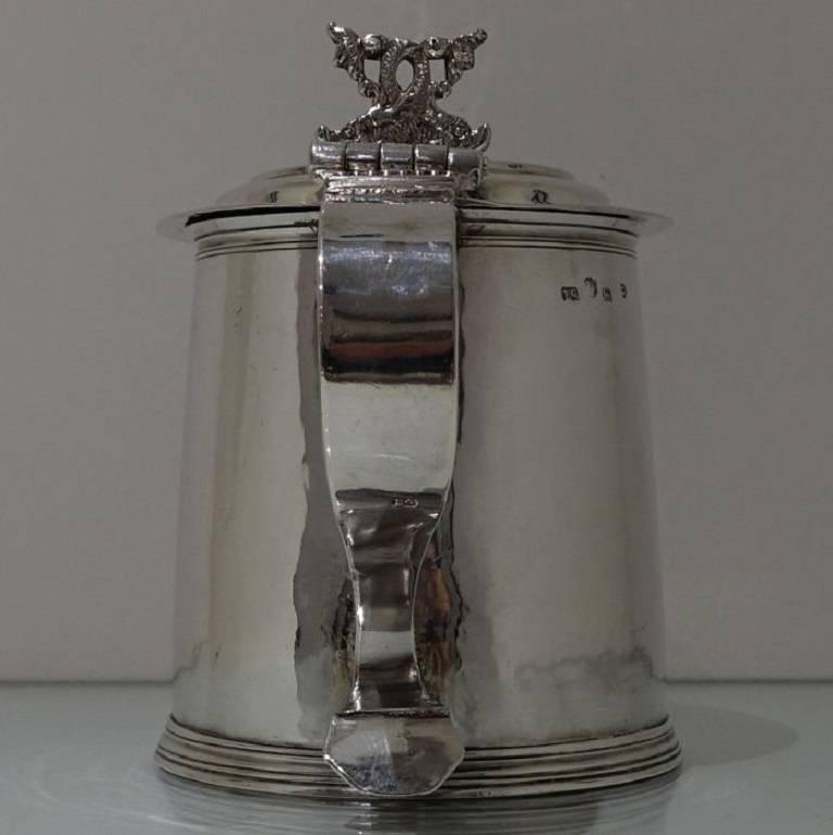 Sterling Silver Charles II Large Tankard and Cover 1679 Maker EG Jacksons Pg 129 In Excellent Condition For Sale In 53-64 Chancery Lane, London