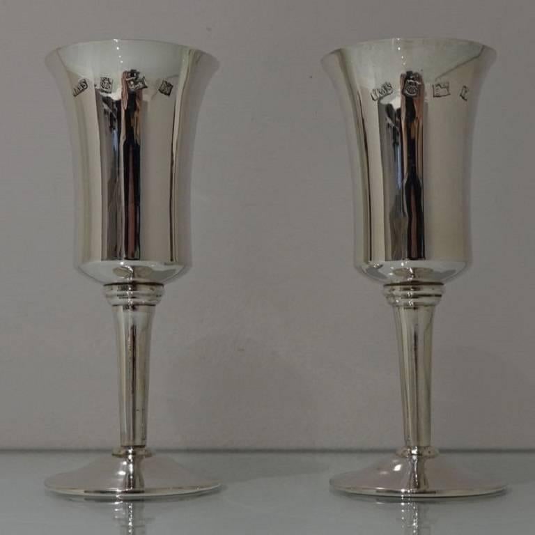 British Six Modern Sterling Silver Champagne Flutes Toye, Kenning & Spencer