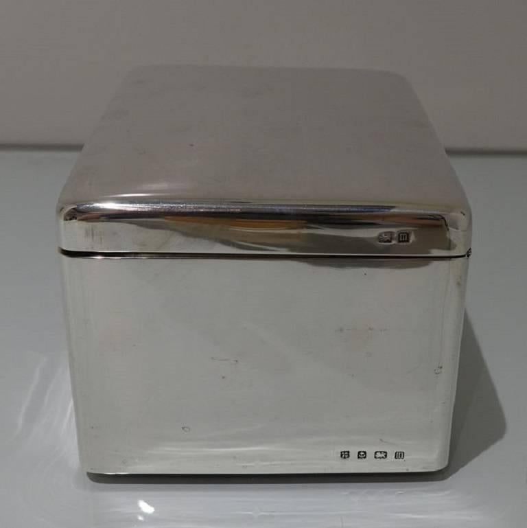 Early 20th Century George V Antique Sterling Silver Cigar/Cigarette Box A & J Zimmerman Ltd For Sale