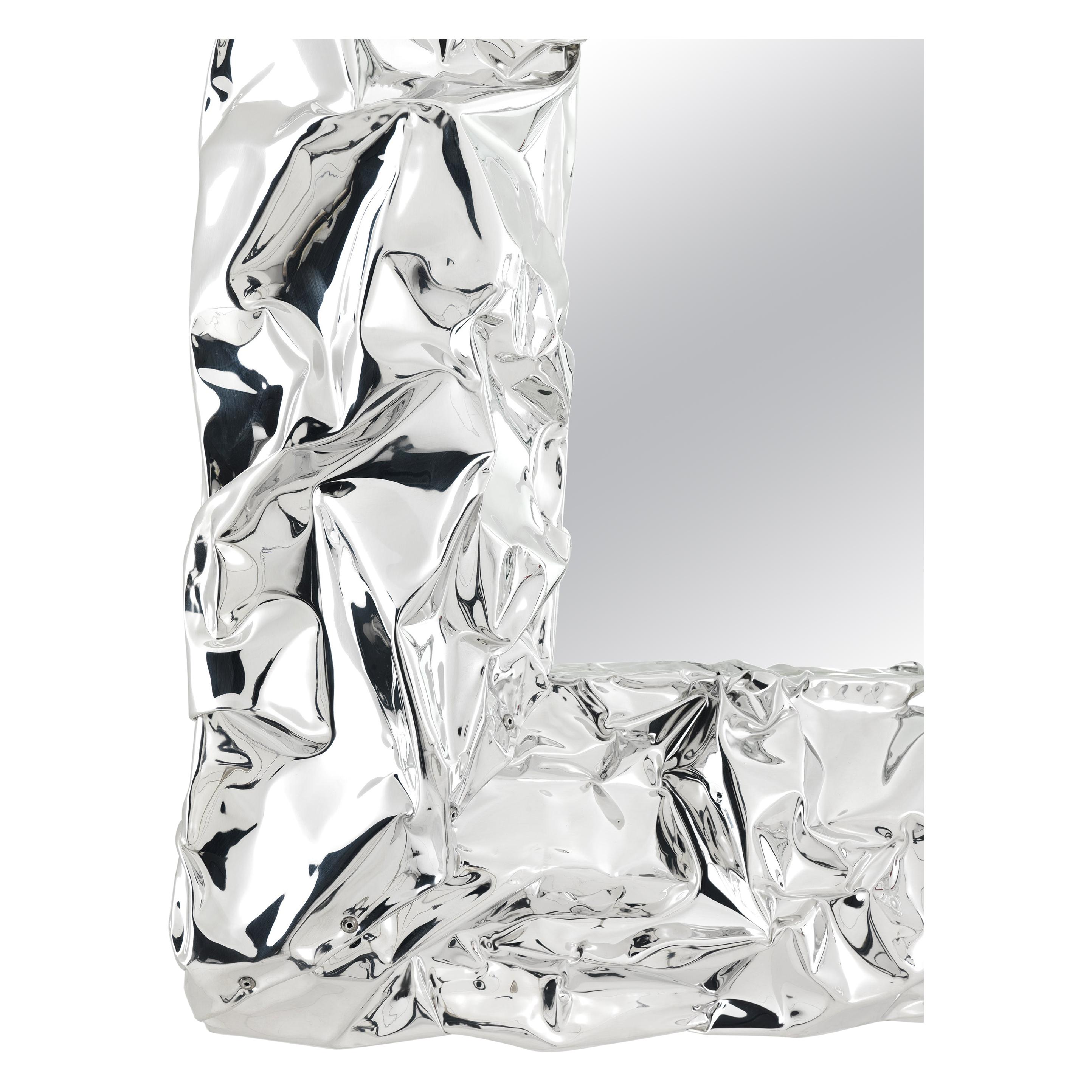En vente : Silver (Hand-Wrinkled Chrome) Opinion Ciatti Tab.u grand miroir carré