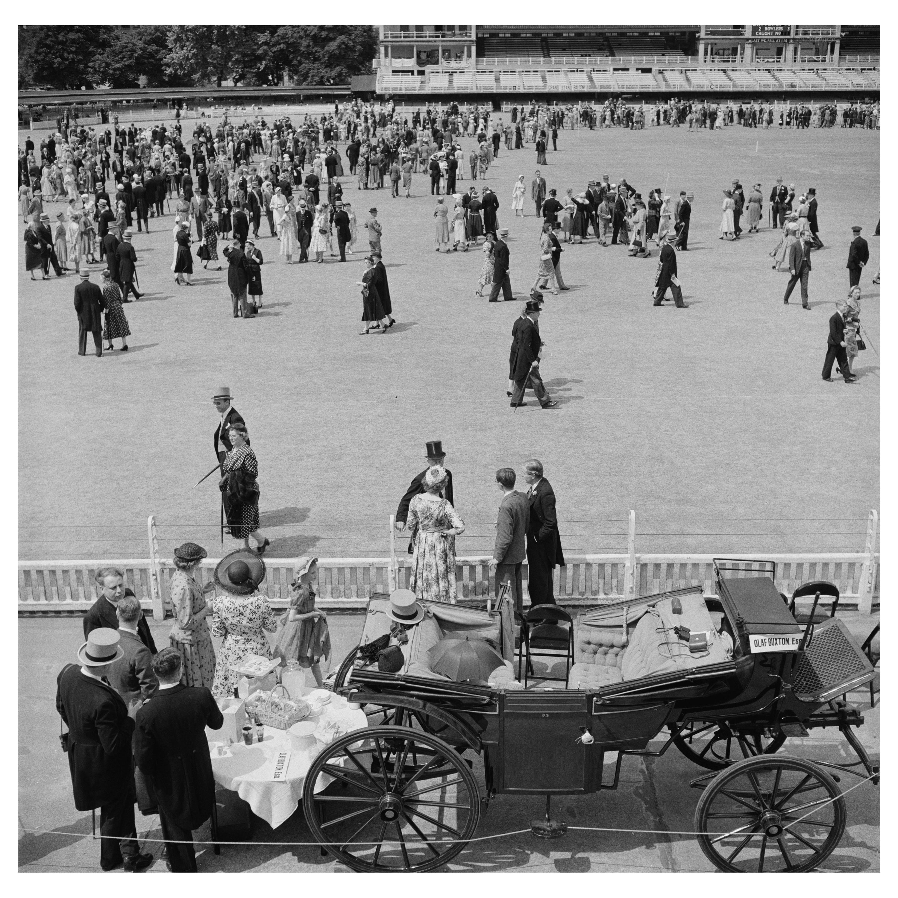 Slim Aarons Black and White Photograph – Eton vs. Harrow