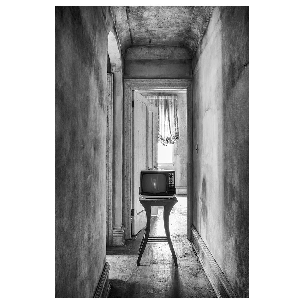 Rebecca Skinner Black and White Photograph - "Showtime", contemporary, television, abandoned, black and white, photograph