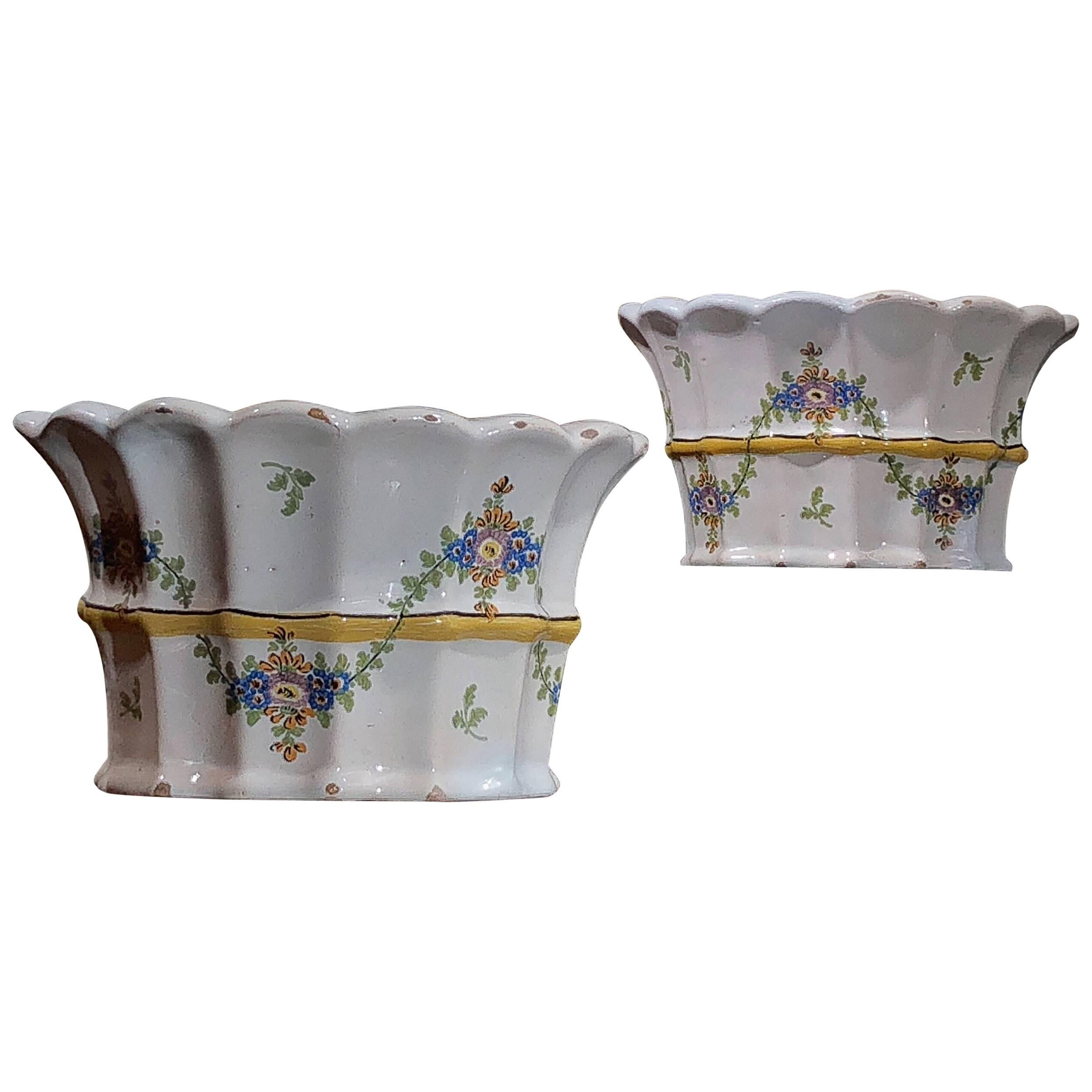 Pair of Hannoversch-Münden, Lower Saxony, Rococo Faience Bough Pots, circa 1780