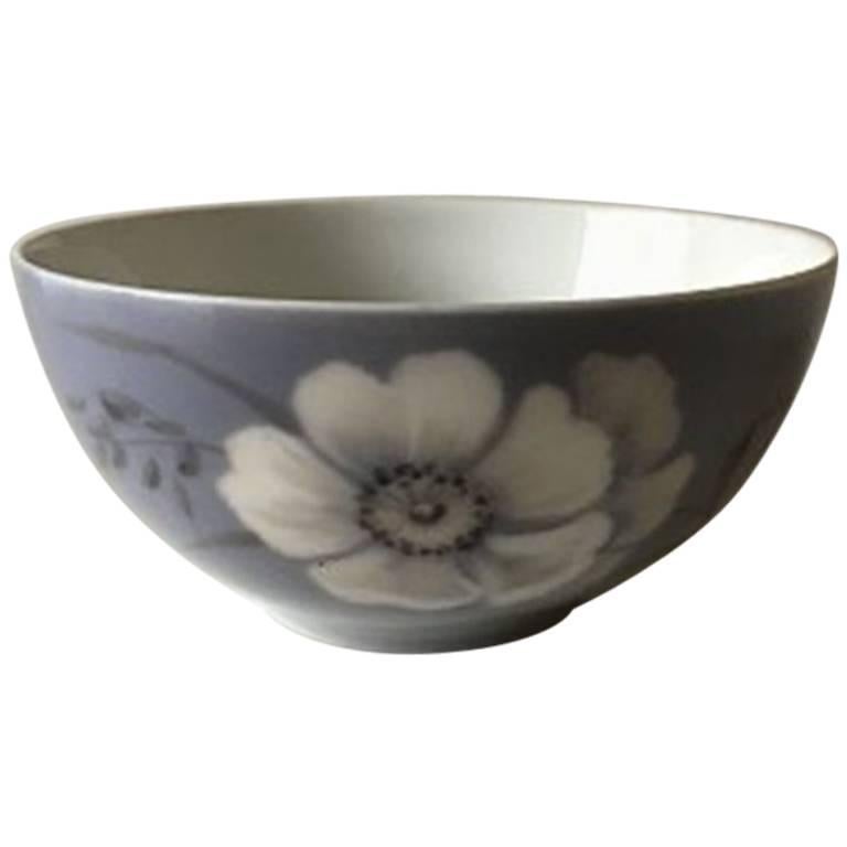 Royal Copenhagen Art Nouveau Tea Cup without Handle No. 2315/9067 For Sale