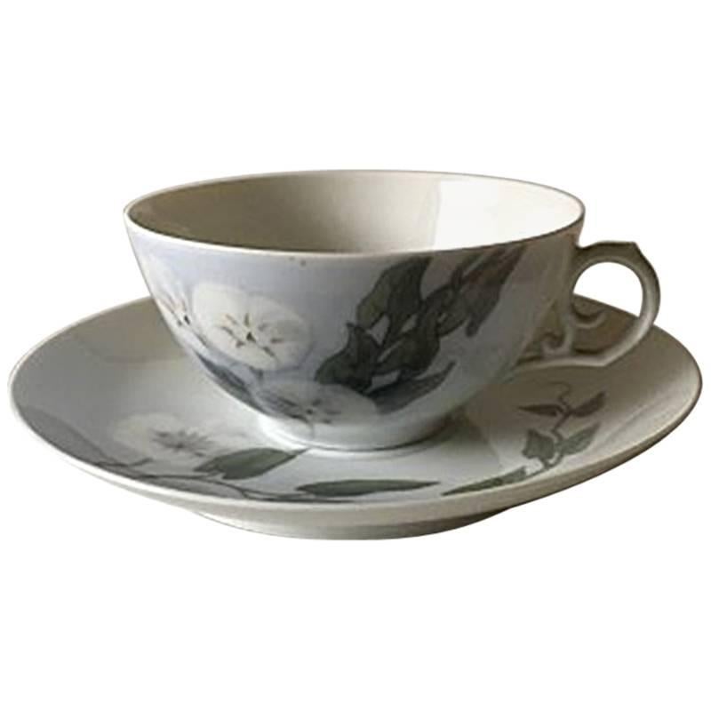 Royal Copenhagen Art Nouveau Tea Cup without Handle No. 2315/9067 For