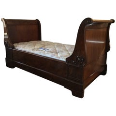 Antique Classic Flame Mahogany 19th Century Louis Philippe Daybed
