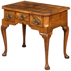 George II Period Walnut Lowboy of Quite Exceptionally Figured Timbers