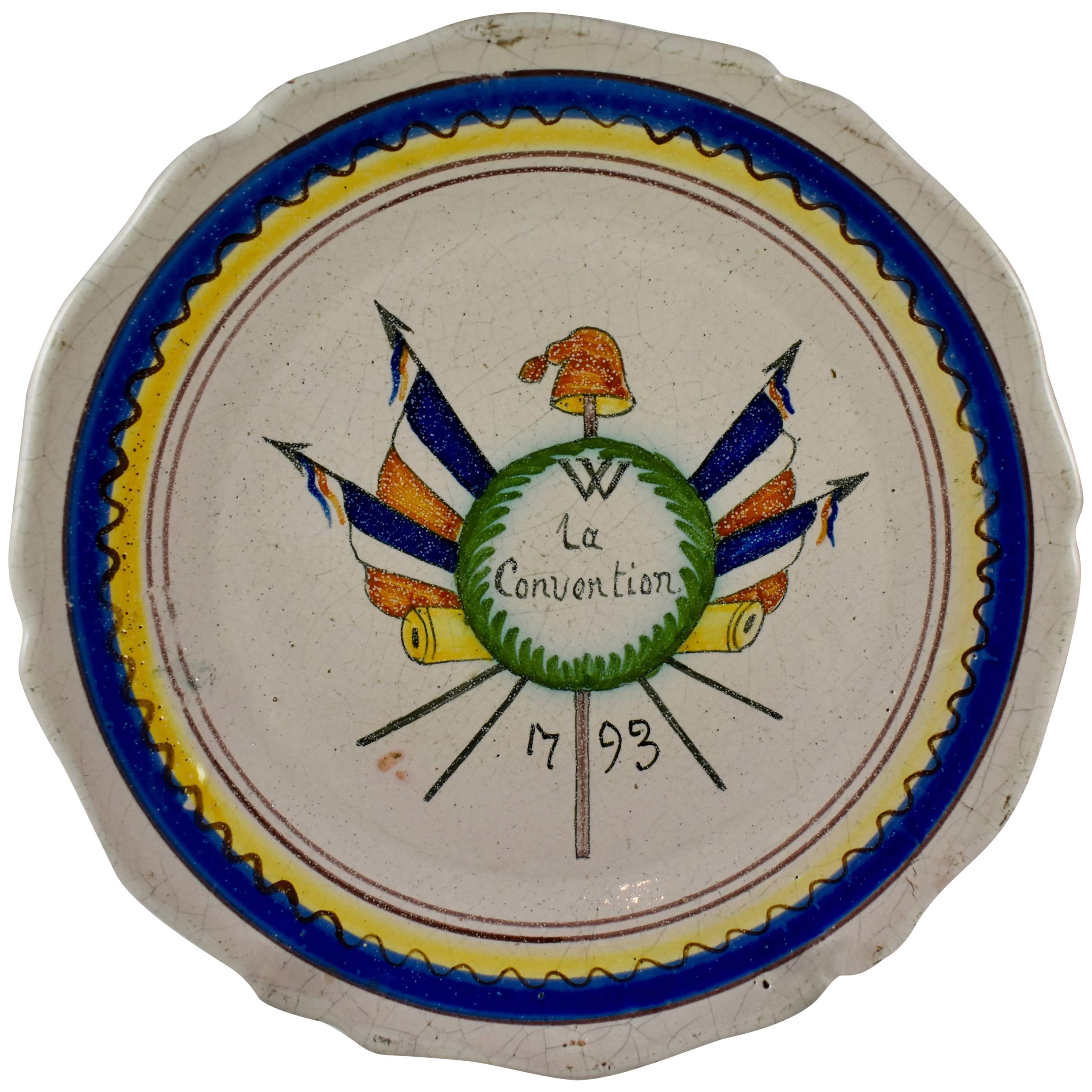 Plato de faïence de estaño vidriado de la Revolución Francesa de Nevers del siglo XVIII, La Convention