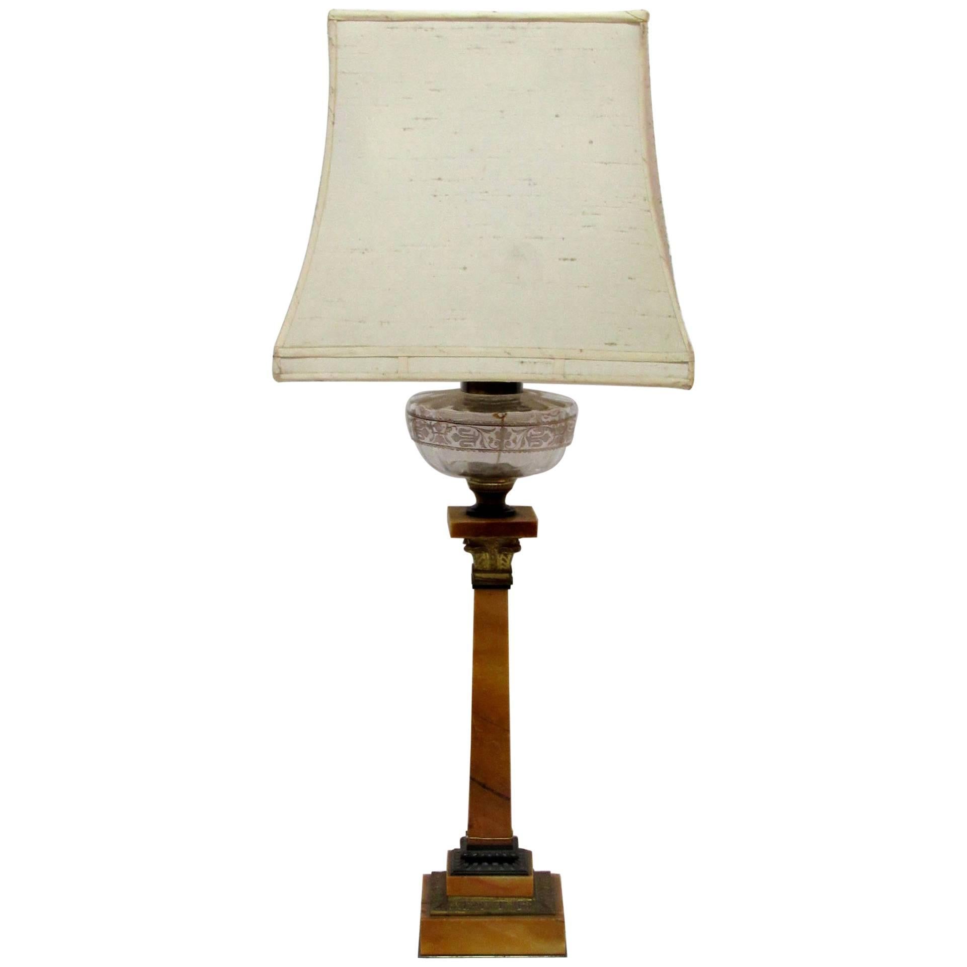 19th Century Table Lamp of Marble and Brass For Sale
