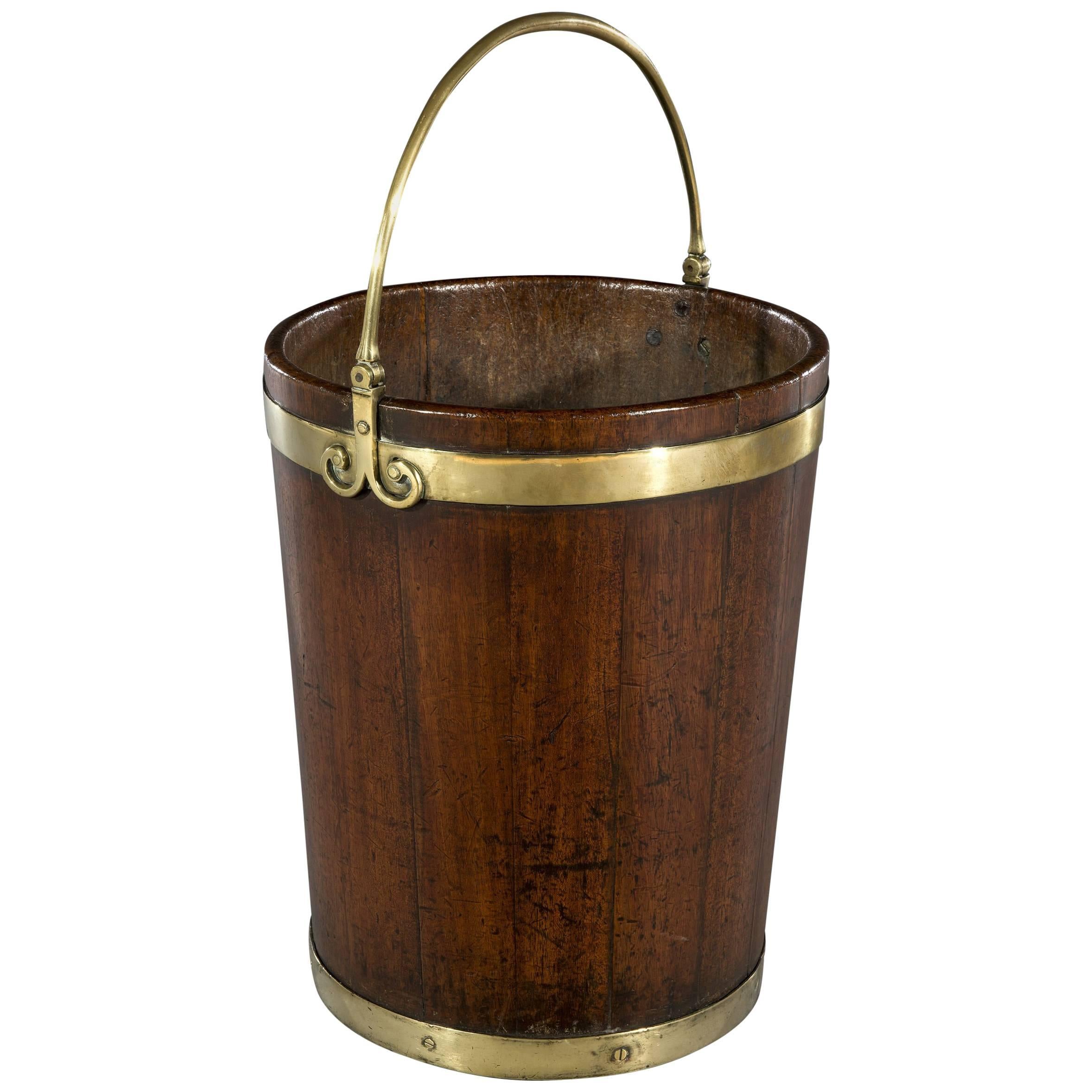 George III 18th Century Brass-Band Mahogany Peat Bucket For Sale
