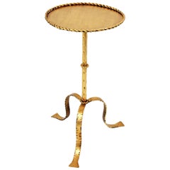 Spanish 1940s Gothic Style Hand-Hammered Gilt Iron Gueridon Table or Stand