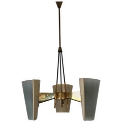 Mid-Century Modern Arredoluce Chandelier in Brass and Glass, Italy, circa 1950