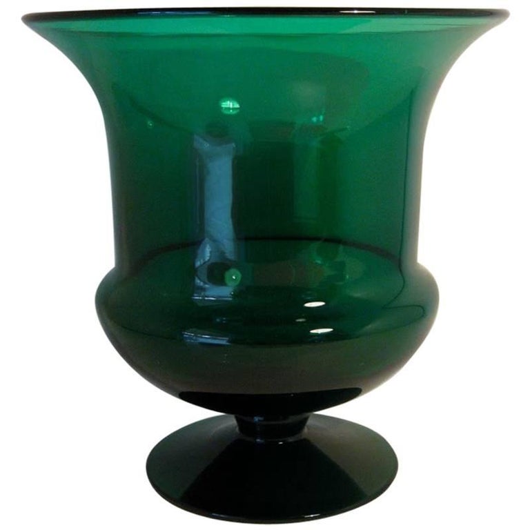 1952 Emerald Green Blenko Art Glass Urn or Vase, 428L at 1stDibs