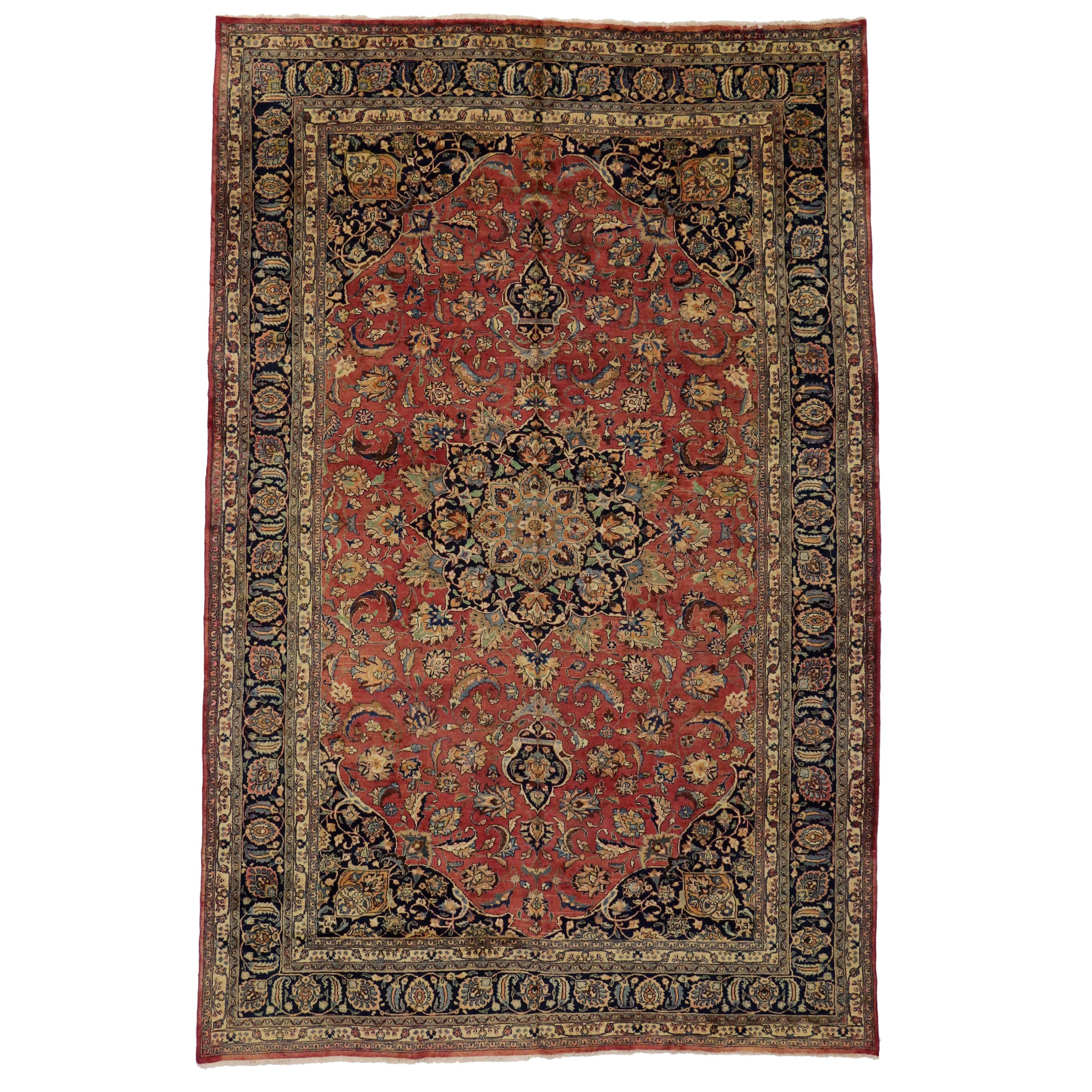 Tapis persan vintage de palais Mashhad de style colonial et fédéral traditionnel en vente