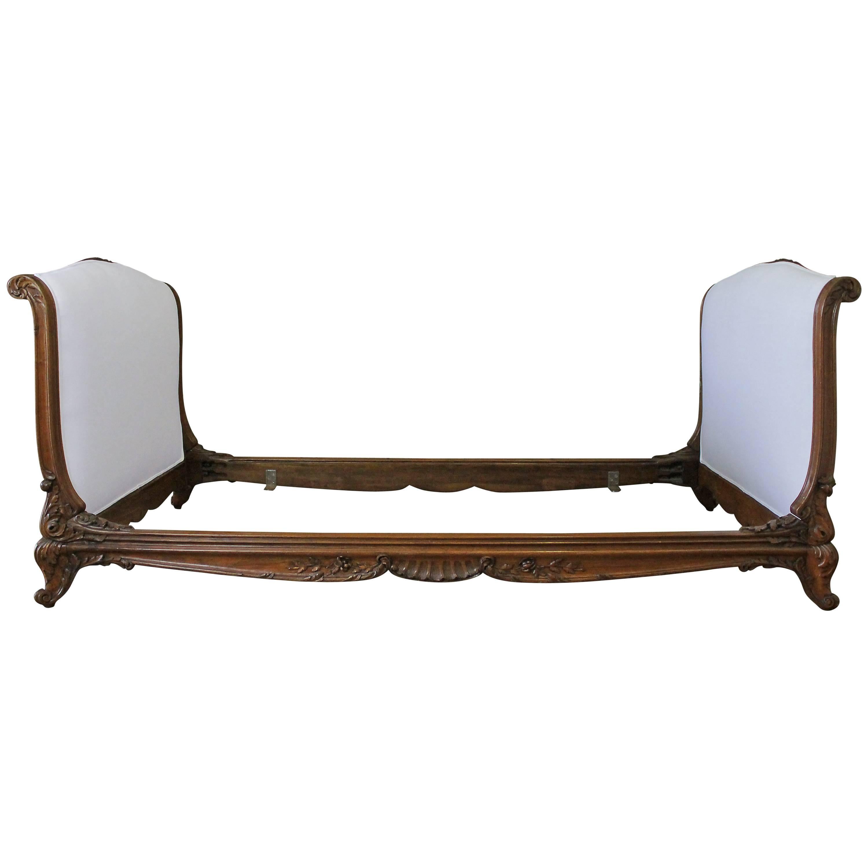 Late 19th Century Carved Walnut Daybed Upholstered in White Belgian Linen