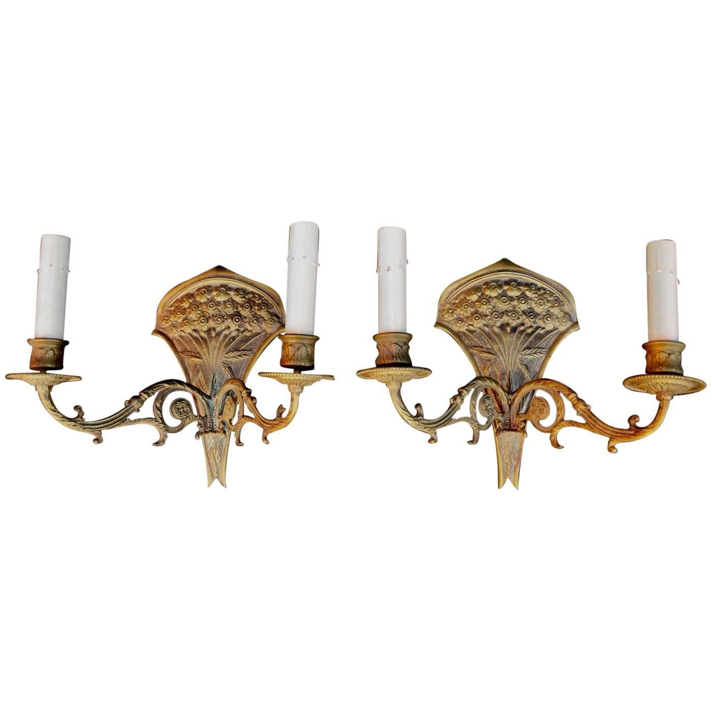 Elegant Pair of French 19th Century Bronze Sconces For Sale