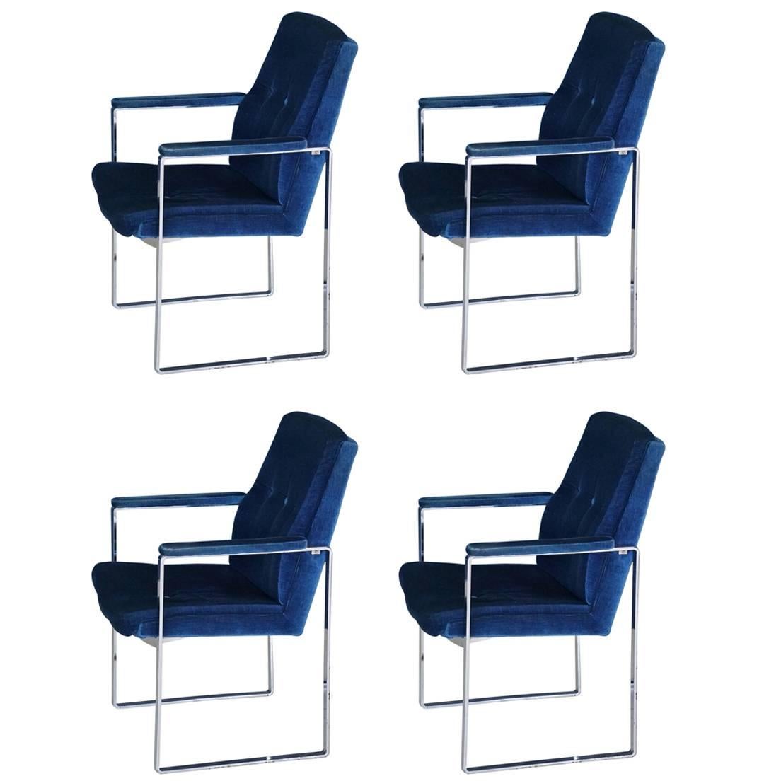 Ensemble de quatre fauteuils en velours de Miller Borgsen Röder & Söhne en vente
