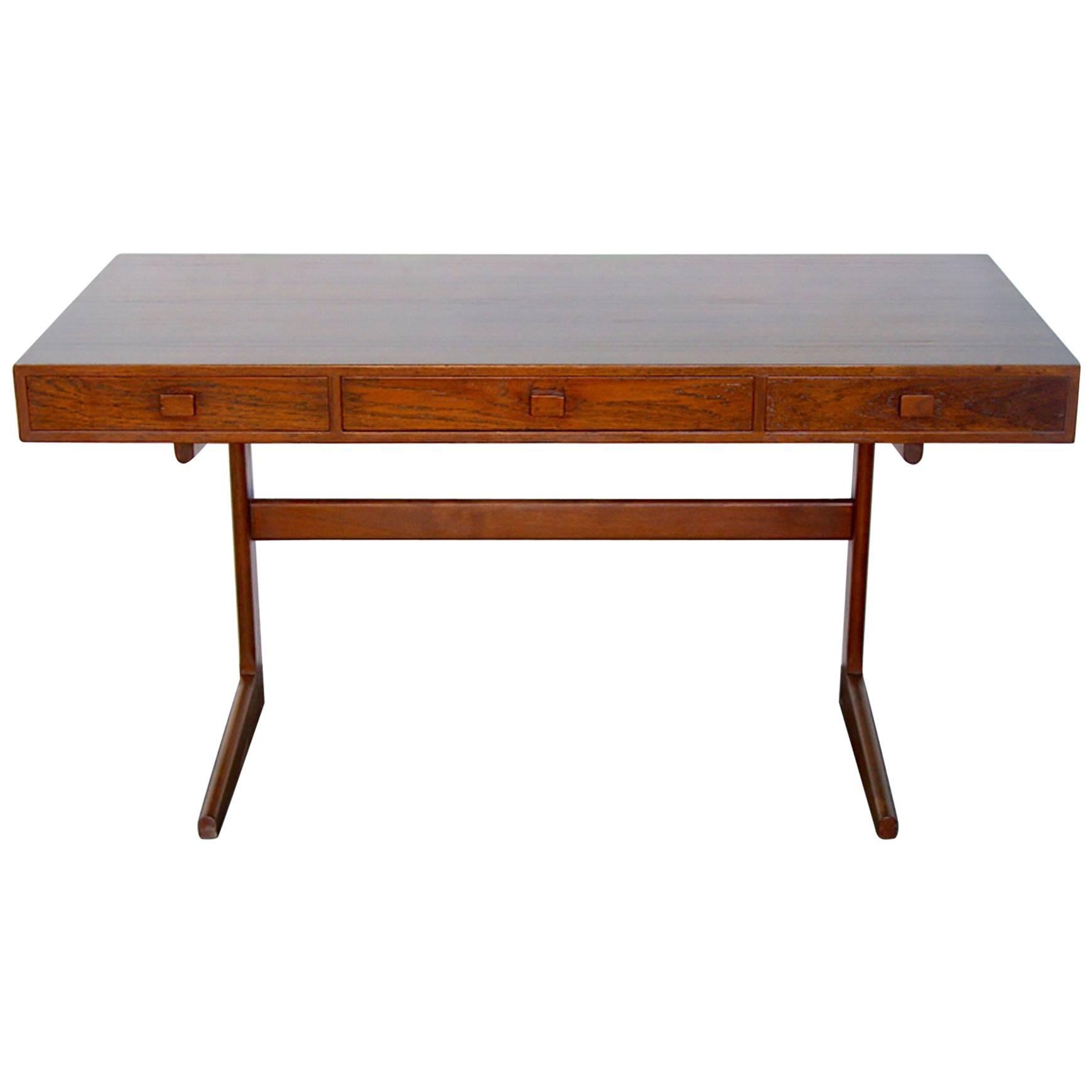 Sleek MidCentury Modern Desk at 1stDibs modern sleek desks, modern desks for sale