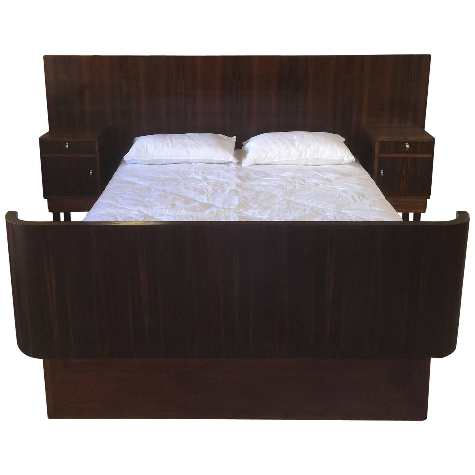 Art Deco Queen-Size Bed and Bedside Tables in Macassar Wood For Sale