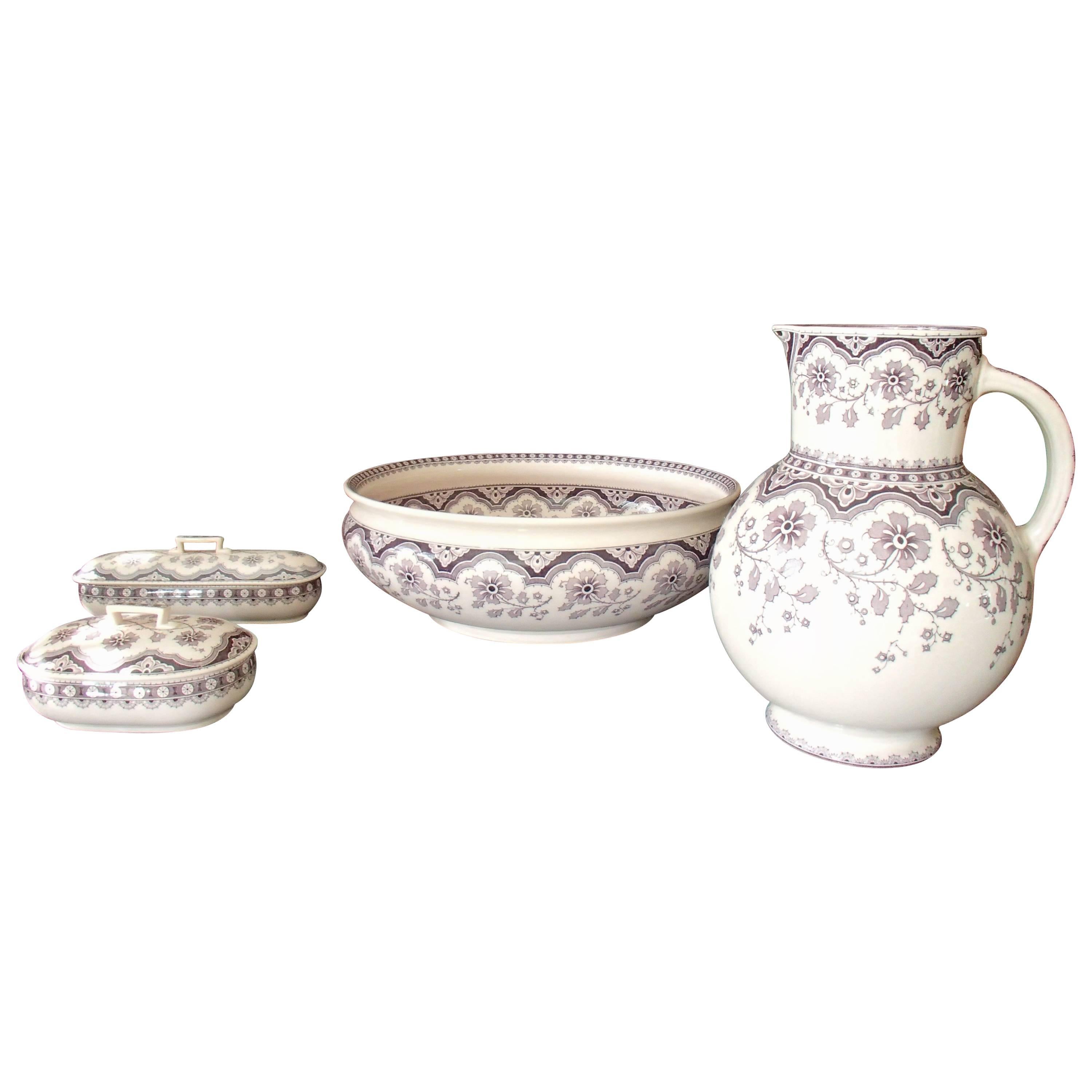 Four Pieces Pottery Chamber Set Pale Rose Violet "Malines" Sarrguemine For Sale