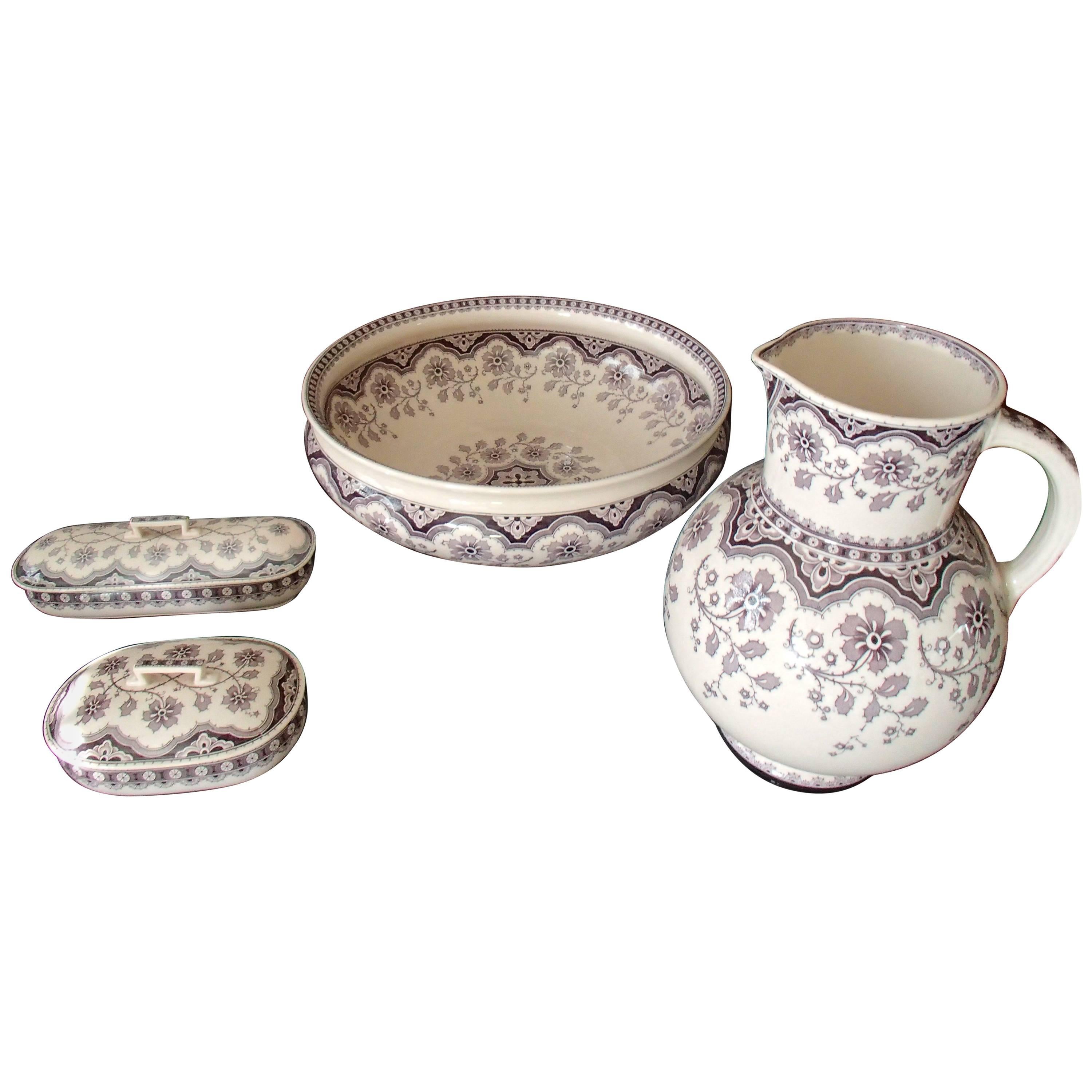 Four Pieces Pottery Chamber Set Pale Rose Violet "Malines" Sarrguemine For Sale