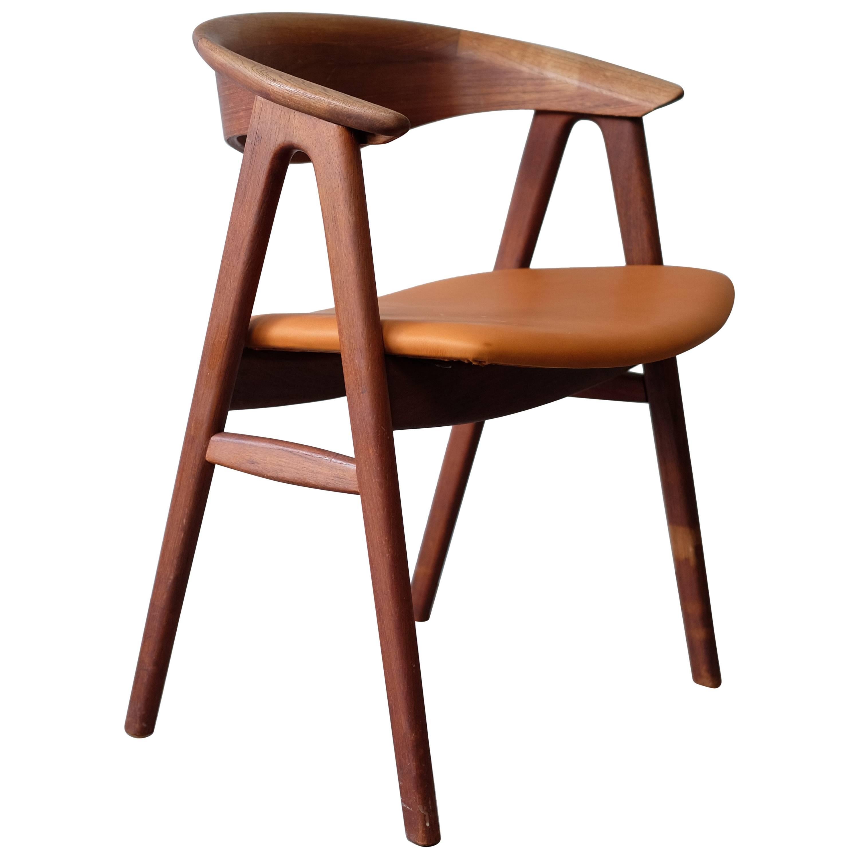 Stunning Chair in Teak, No. 52 by Erik Kirkegaard for Høng Stolefabrik For Sale