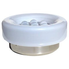 1960 Lampada da tavolo di design italiano Space Age in vetro di Murano bianco a bolle d'aria in acciaio