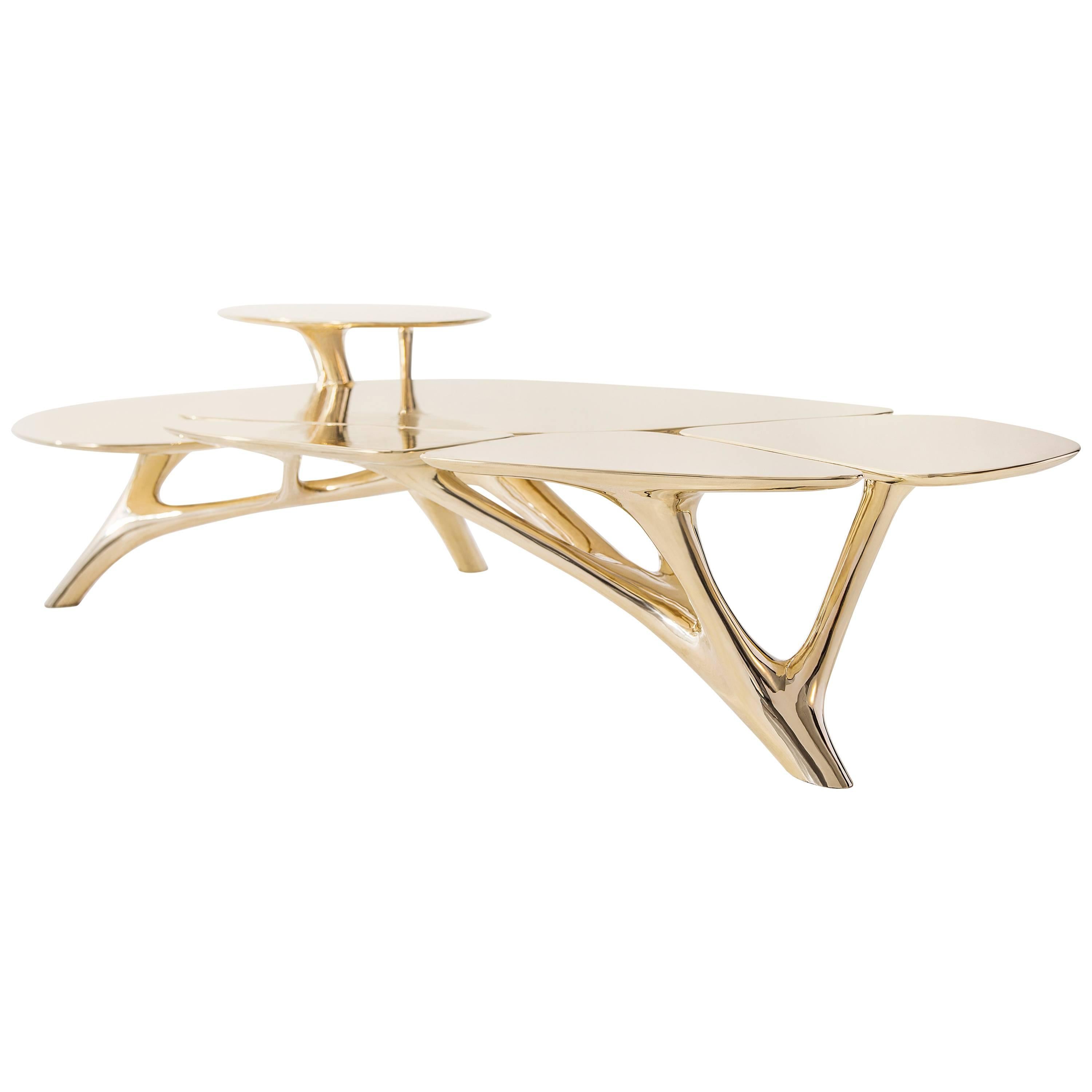 Table basse lotus en laiton poli par Zhipeng Tan