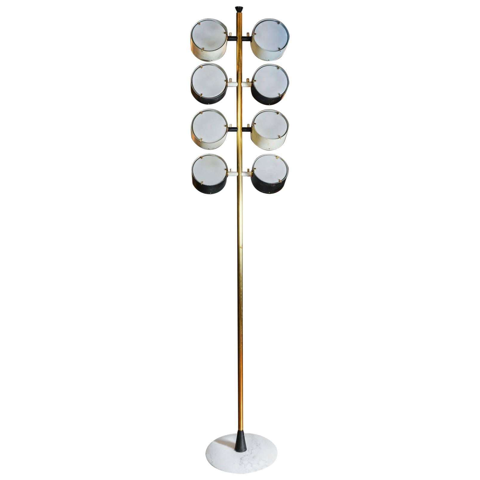 Hohe Stehlampe mit sechs Lichtern aus Marmor, Messing, Metall und Plexiglas, Mitte des Jahrhunderts