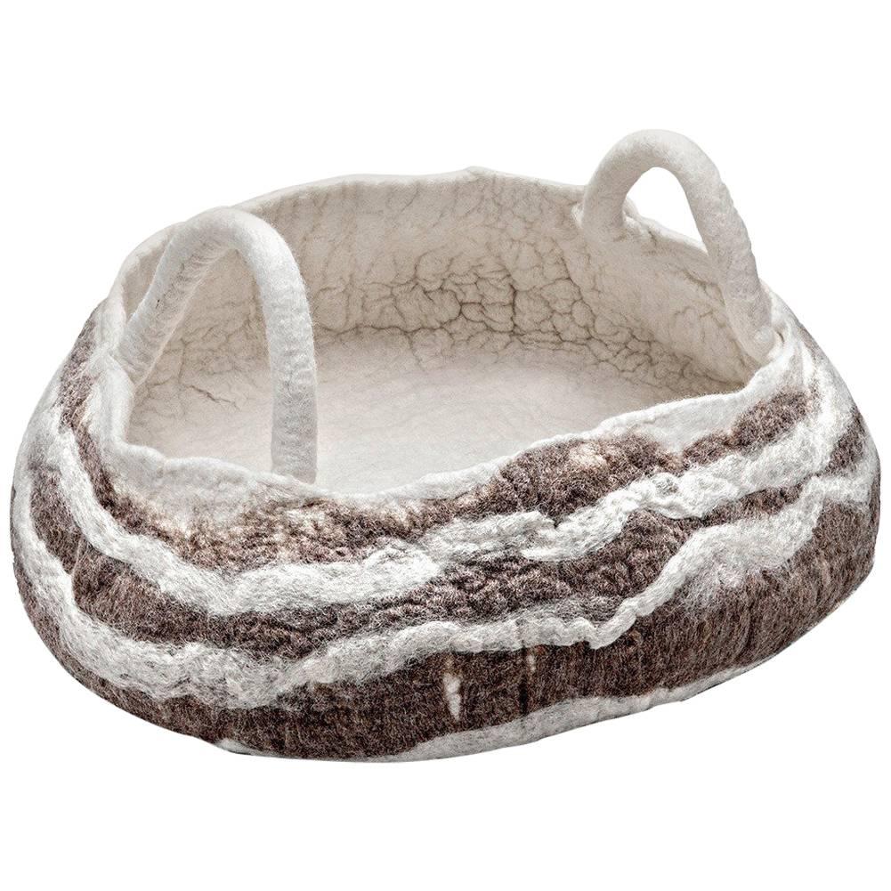 Cesta decorativa "Chasco", Inês Schertel, Diseño contemporáneo brasileño