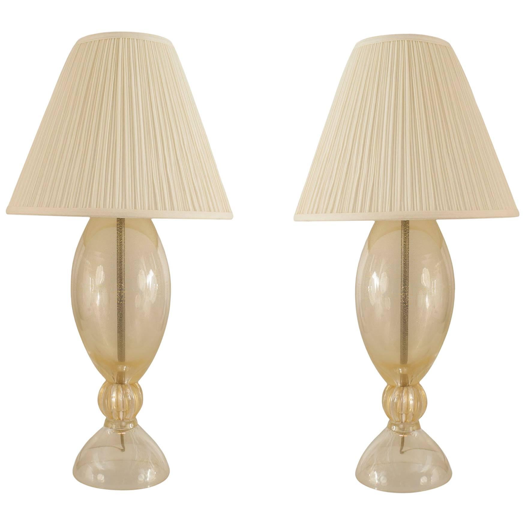 Pair of Italian Venetian 1940s Gold Dust Murano Glass Lamps