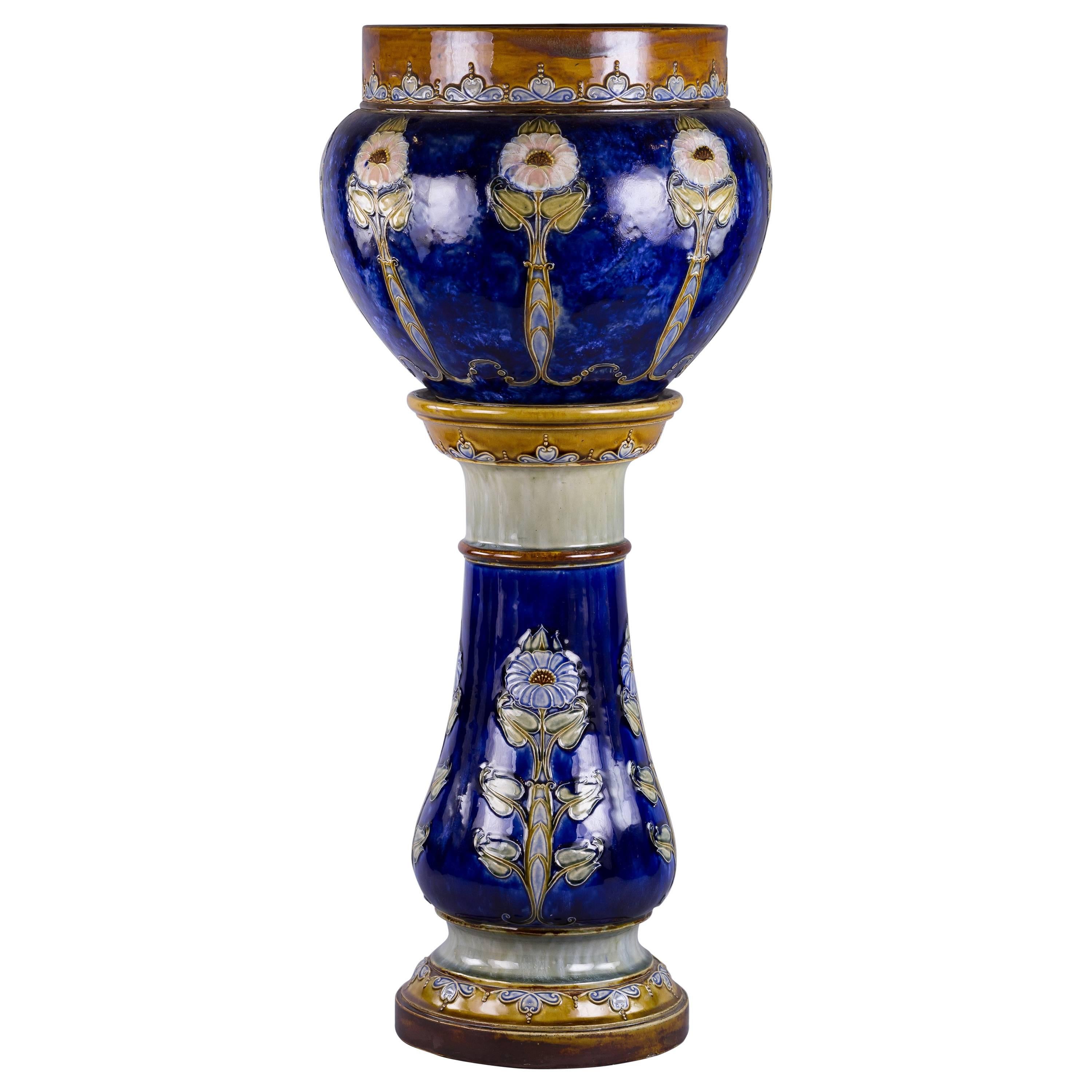 Royal Doulton Jardinière su supporto, 1920 circa