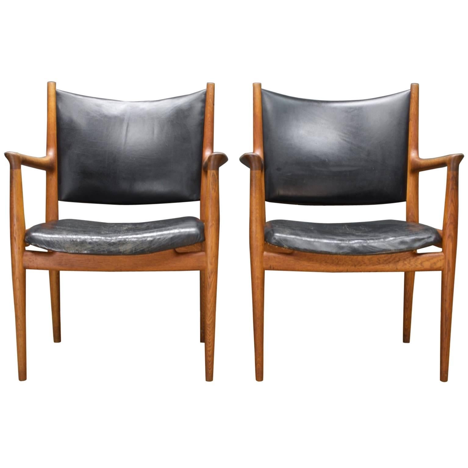 Pair of Heavily Patinated Hans Wegner Leather Armchairs JH-513 Chairs Rare Oak