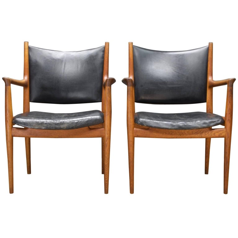 Pair of Heavily Patinated Hans Wegner Leather Armchairs JH-513 